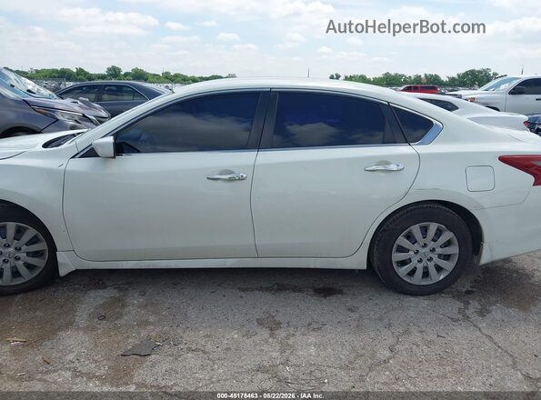 1N4AL3AP0JC228028 2018 NISSAN ALTIMA White Widok wnętrza 360 stopni