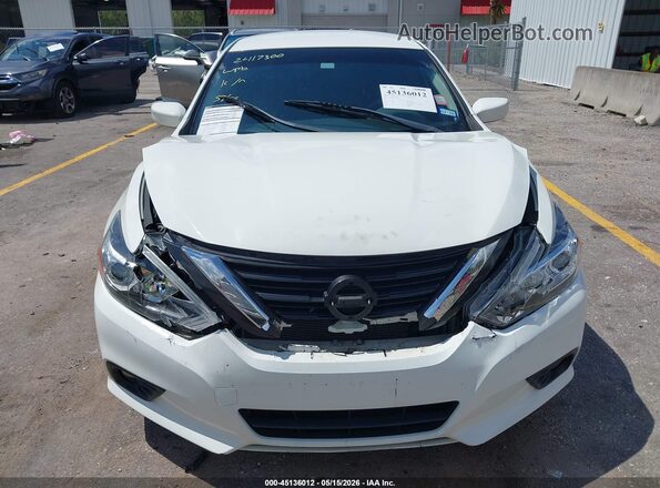 1N4AL3AP0JC280002 2018 NISSAN ALTIMA White Widok z przodu