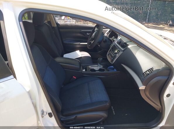 1N4AL3AP1GC115102 2016 NISSAN ALTIMA White Vista interior delantera