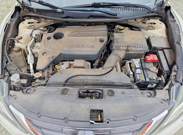 1N4AL3AP1GC232601 2016 NISSAN ALTIMA White 