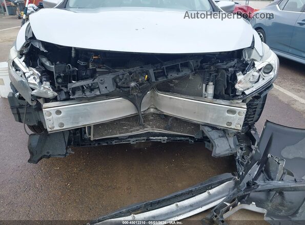 1N4AL3AP1GN370577 2016 NISSAN ALTIMA Серебряный Вид спереди