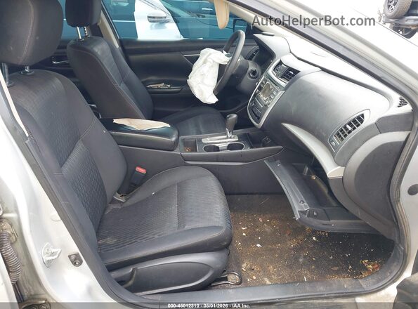1N4AL3AP1GN370577 2016 NISSAN ALTIMA Серебряный Вид салона спереди