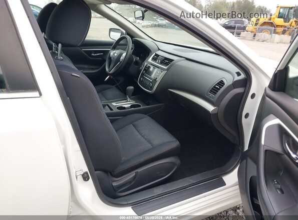 1N4AL3AP1GN383524 2016 NISSAN ALTIMA White 