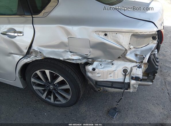 1N4AL3AP1HC153348 2017 NISSAN ALTIMA Серебряный Вид спереди