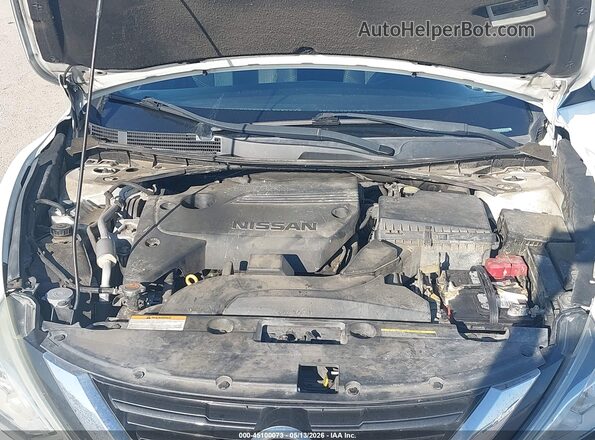 1N4AL3AP1HN316942 2017 NISSAN ALTIMA White Հետևի տեսք