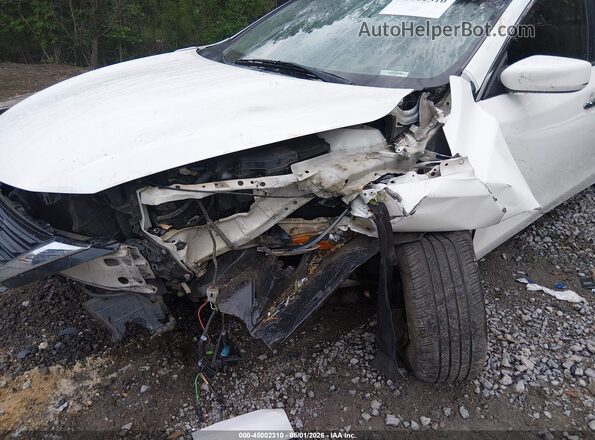 1N4AL3AP1JC136393 2018 NISSAN ALTIMA White Front view