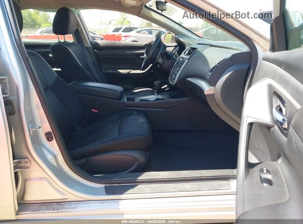 1N4AL3AP2GC174935 2016 NISSAN ALTIMA Silver Vista interior delantera