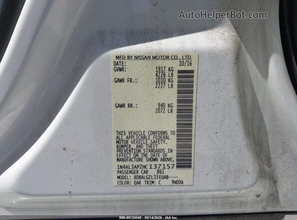 1N4AL3AP2HC137157 2017 NISSAN ALTIMA White Widok komory silnika
