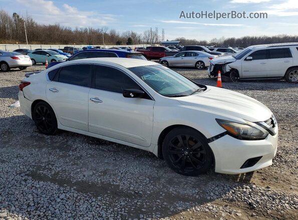 1N4AL3AP2HC245729 2017 NISSAN ALTIMA White Przód prawy