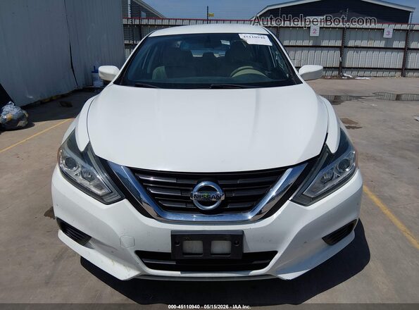 1N4AL3AP2HN339405 2017 NISSAN ALTIMA White Widok wnętrza z tyłu