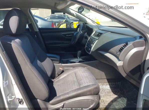 1N4AL3AP3GC173941 2016 NISSAN ALTIMA Серебряный Вид салона спереди