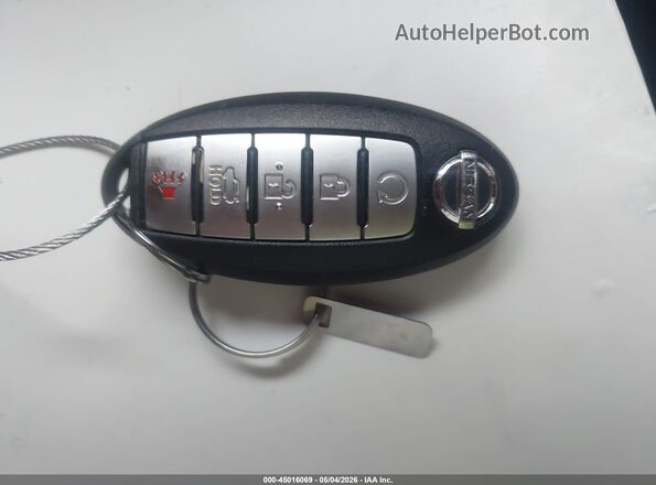 1N4AL3AP3HC272096 2017 NISSAN ALTIMA Silver Widok deski rozdzielczej