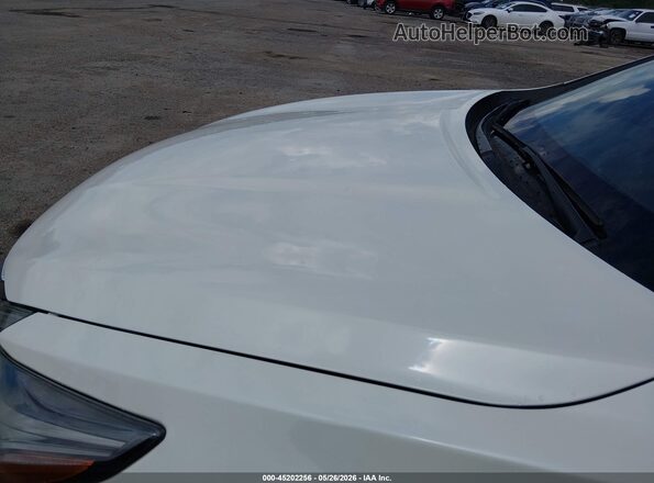 1N4AL3AP3HC284877 2017 NISSAN ALTIMA Белый Вид спереди