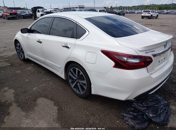 1N4AL3AP3HC284877 2017 NISSAN ALTIMA Белый Задняя левая четверть