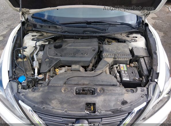 1N4AL3AP3HC284877 2017 NISSAN ALTIMA Белый Вид сзади
