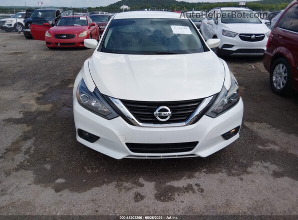 1N4AL3AP3HC284877 2017 NISSAN ALTIMA Белый Вид щитка приборов