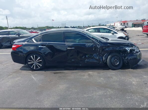 1N4AL3AP3HN302945 2017 NISSAN ALTIMA Black Вид задньої частини салону