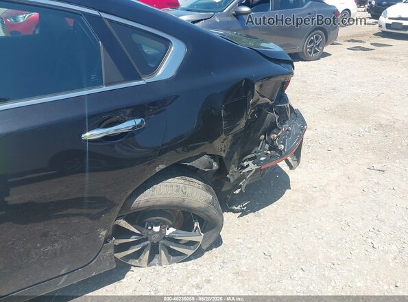 1N4AL3AP3JC197292 2018 NISSAN ALTIMA Black Widok z przodu