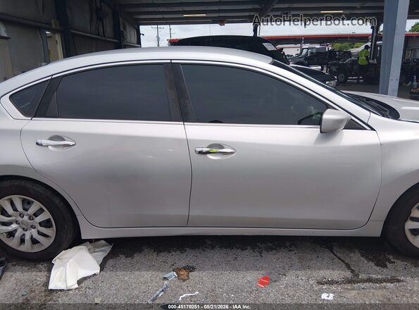 1N4AL3AP3JC203768 2018 NISSAN ALTIMA Silver Rear interior view