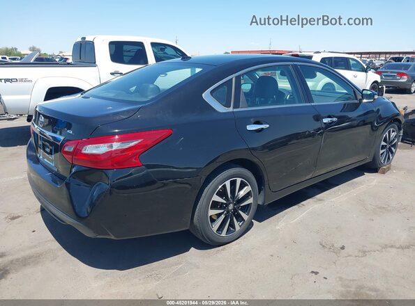 1N4AL3AP3JC275845 2018 NISSAN ALTIMA Черный Задняя правая четверть