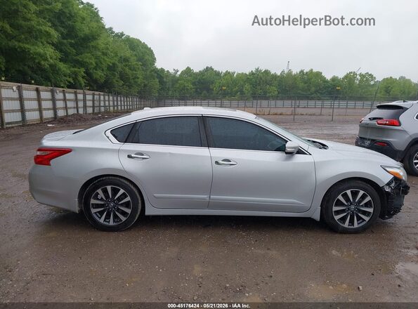 1N4AL3AP4GC178162 2016 NISSAN ALTIMA Silver Սալոնի հետևի տեսք