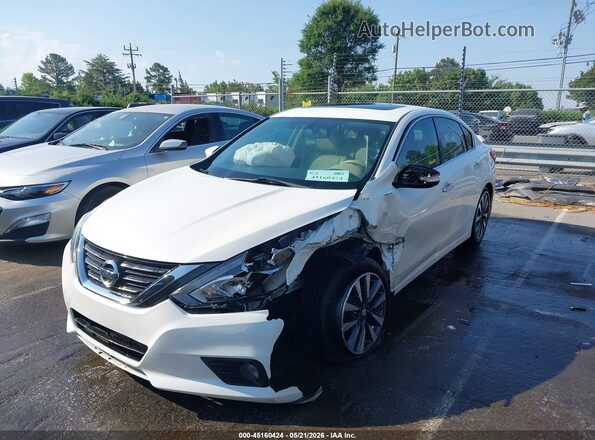 1N4AL3AP4HC163016 2017 NISSAN ALTIMA White Առջևի ձախ երեք քառորդ տեսարան