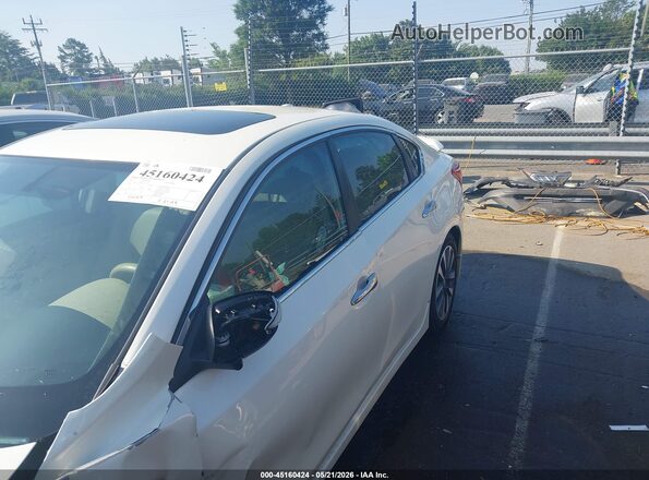 1N4AL3AP4HC163016 2017 NISSAN ALTIMA White 