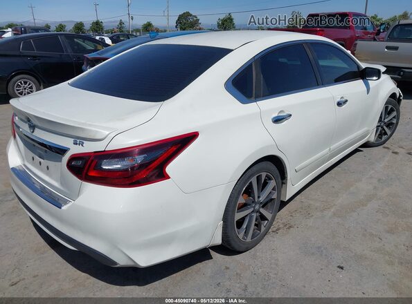 1N4AL3AP4HC201070 2017 NISSAN ALTIMA White 