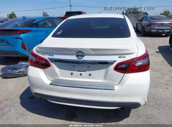 1N4AL3AP4HC201070 2017 NISSAN ALTIMA White 