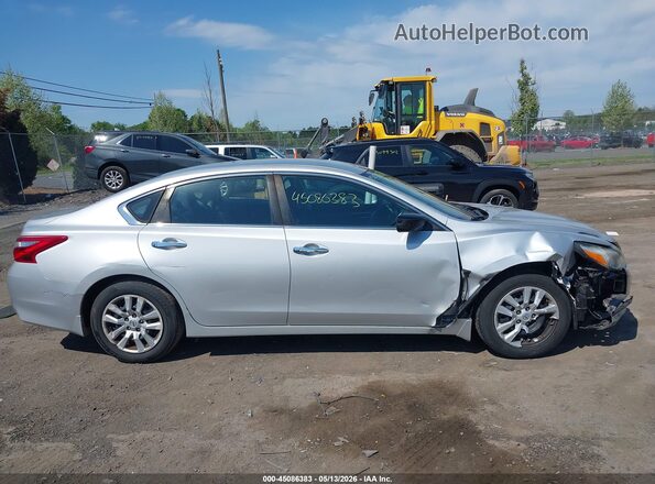 1N4AL3AP4HC471402 2017 NISSAN ALTIMA Silver Вид задньої частини салону