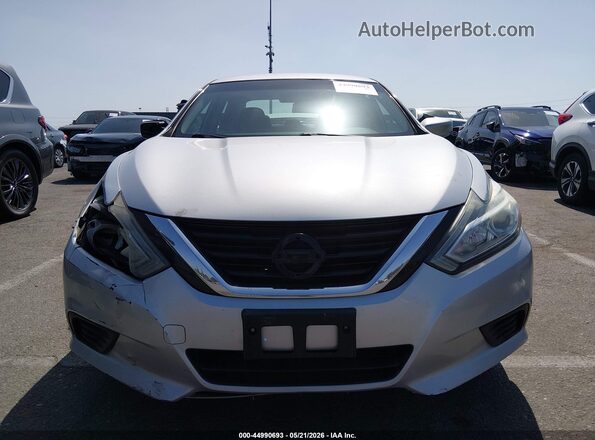 1N4AL3AP4JC108104 2018 NISSAN ALTIMA Silver Widok zestawu wskaźników