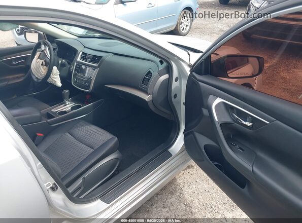1N4AL3AP4JC134430 2018 NISSAN ALTIMA Silver Vista interior delantera