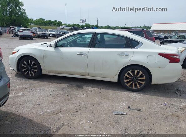 1N4AL3AP4JC175382 2018 NISSAN ALTIMA White 