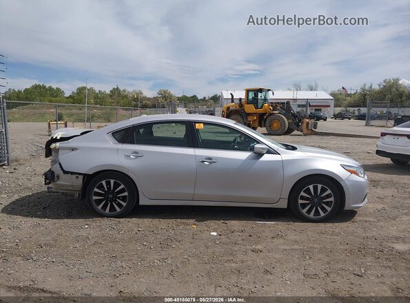 1N4AL3AP4JC271741 2018 NISSAN ALTIMA Серебряный Вид щитка приборов