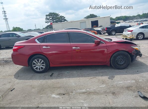 1N4AL3AP5HN313428 2017 NISSAN ALTIMA Red Widok wnętrza z tyłu
