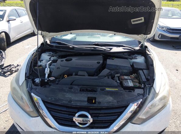1N4AL3AP5HN363374 2017 NISSAN ALTIMA White Rear view