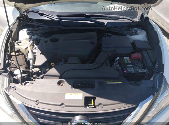1N4AL3AP5JC241230 2018 NISSAN ALTIMA White Widok z tyłu