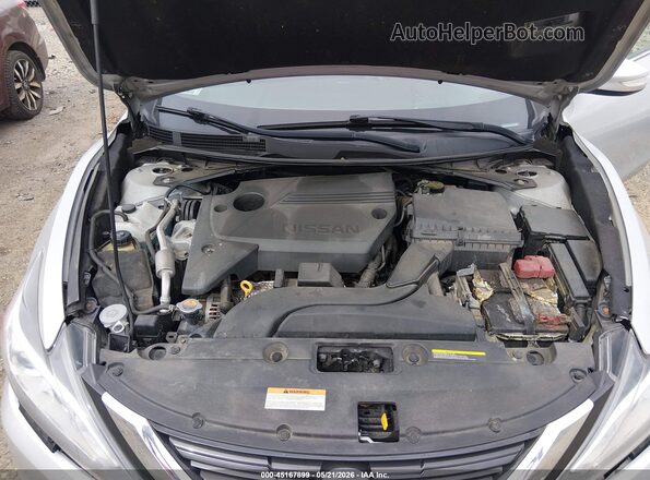 1N4AL3AP6HC167357 2017 NISSAN ALTIMA Gray Rear view