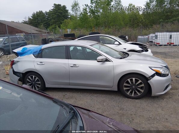 1N4AL3AP6HC167357 2017 NISSAN ALTIMA Gray Rear interior view