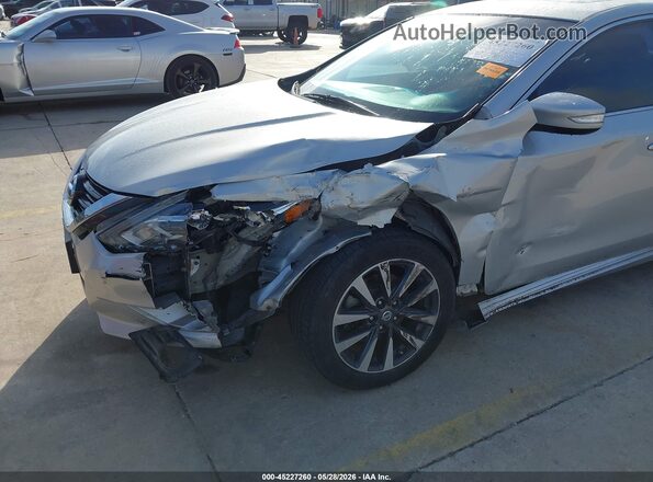 1N4AL3AP6HC284386 2017 NISSAN ALTIMA Silver Widok z przodu