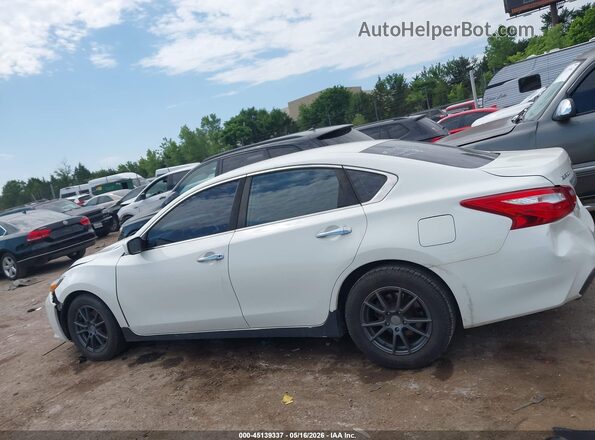 1N4AL3AP6HN330464 2017 NISSAN ALTIMA White Вид задньої частини салону