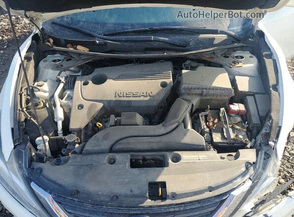 1N4AL3AP6JC155537 2018 NISSAN ALTIMA White Սալոնի հետևի տեսք