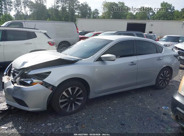 1N4AL3AP6JC206874 2018 NISSAN ALTIMA Silver 360 interior view