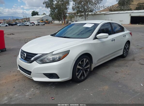 1N4AL3AP7GC112270 2016 NISSAN ALTIMA White Առջևի ձախ երեք քառորդ տեսարան