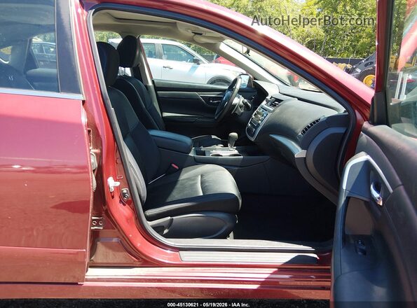 1N4AL3AP7GN388551 2016 NISSAN ALTIMA Red Widok wnętrza z przodu