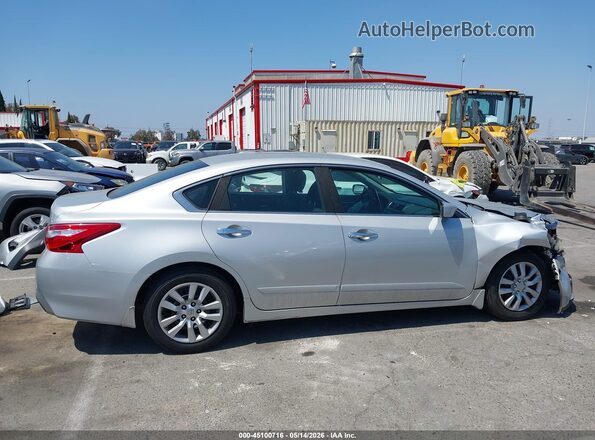 1N4AL3AP7GN389098 2016 NISSAN ALTIMA Silver Rear interior view