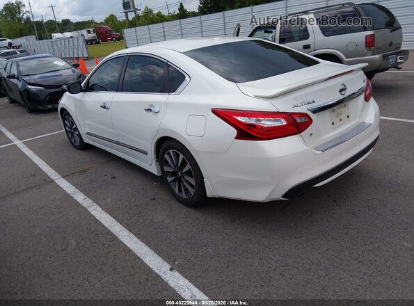 1N4AL3AP7HC281044 2017 NISSAN ALTIMA White 