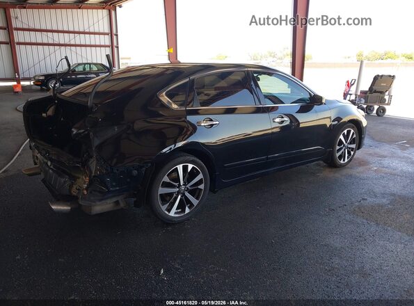 1N4AL3AP7HN317447 2017 NISSAN ALTIMA Black Rear right