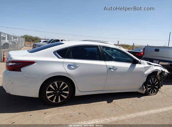 1N4AL3AP7JC134891 2018 NISSAN ALTIMA White Սալոնի հետևի տեսք