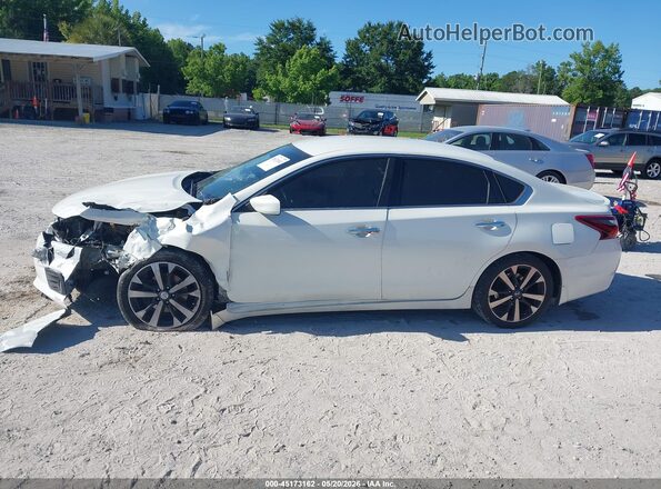 1N4AL3AP7JC149925 2018 NISSAN ALTIMA White Панорамний вид салону 360°